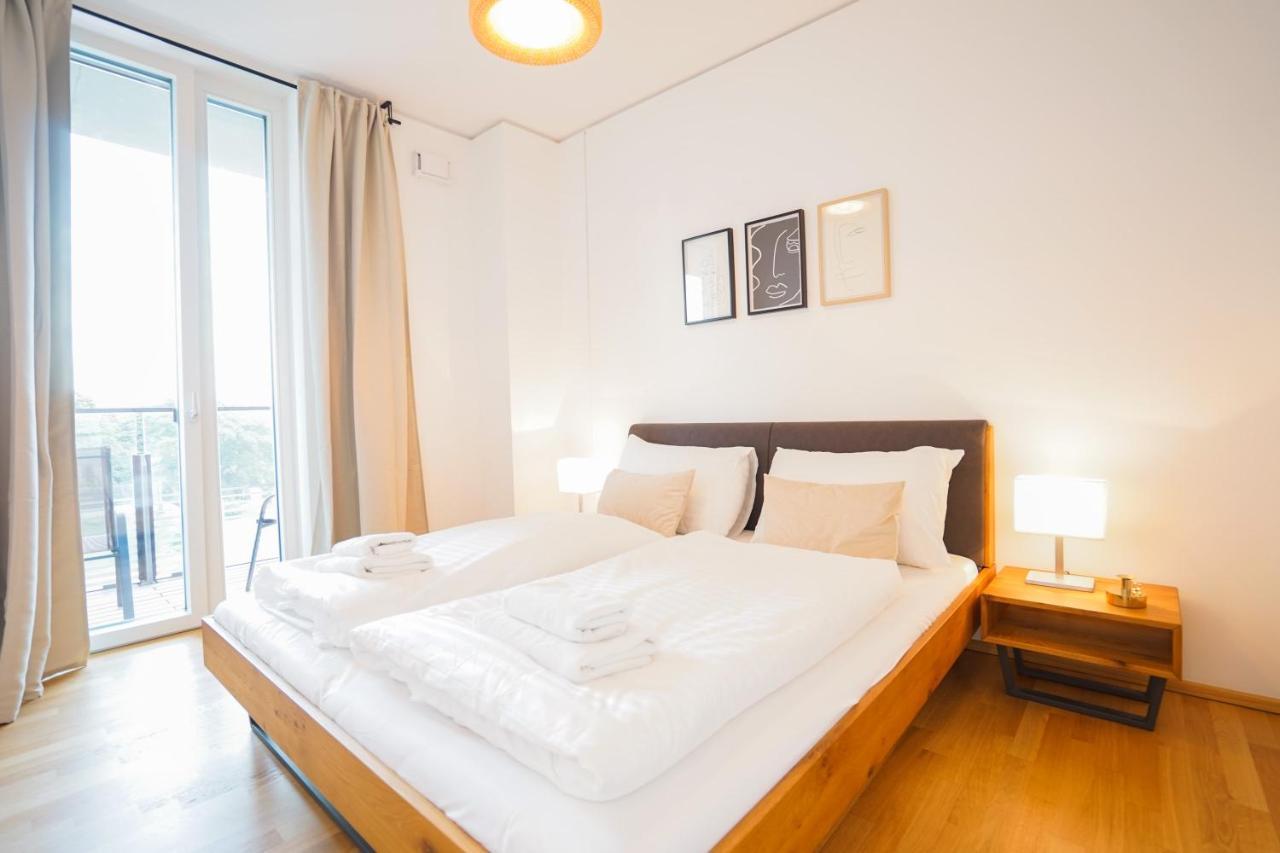 Suite In High-Rise On The Danube Viyana Dış mekan fotoğraf